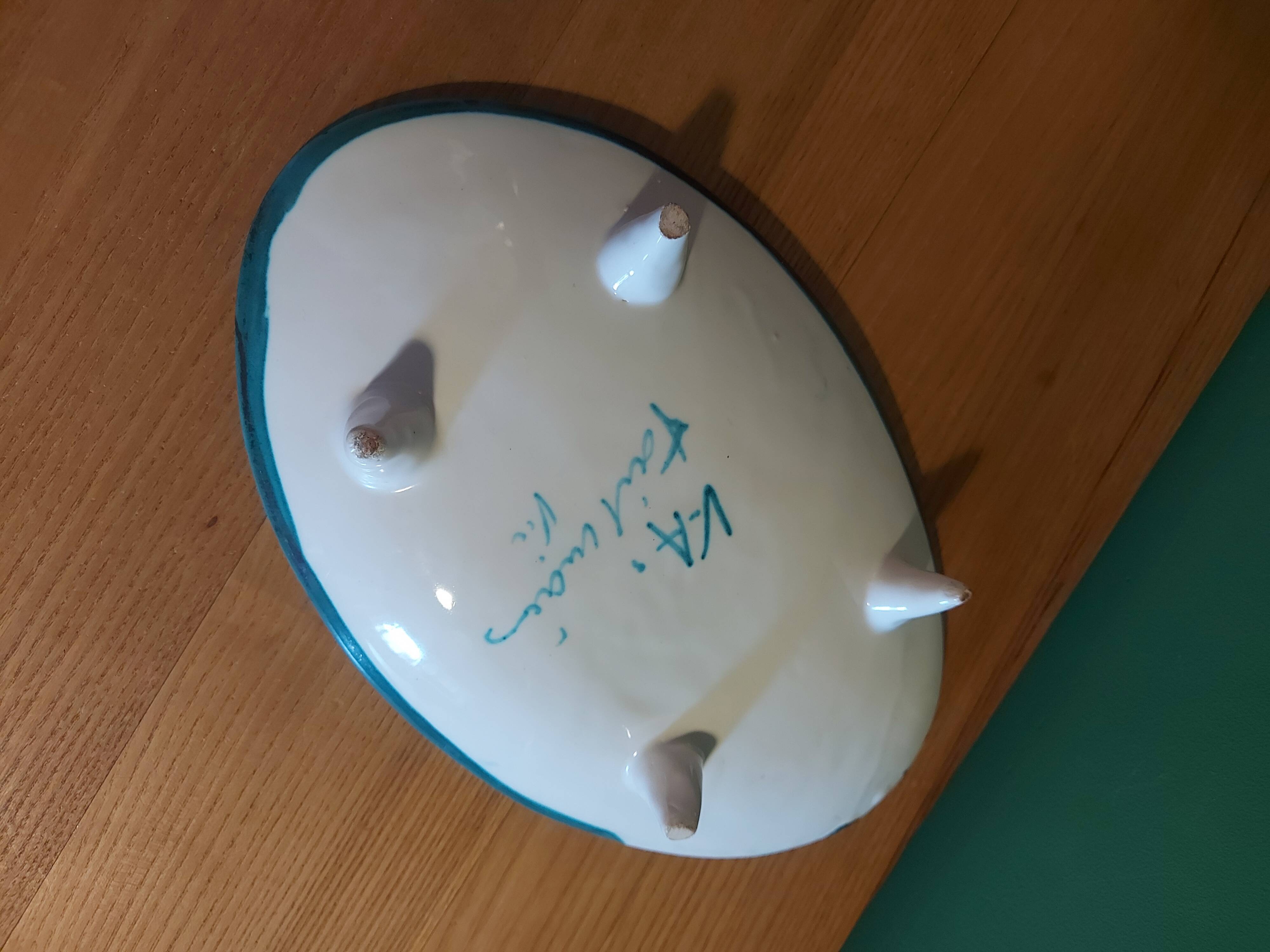 Vallauris cermal dish