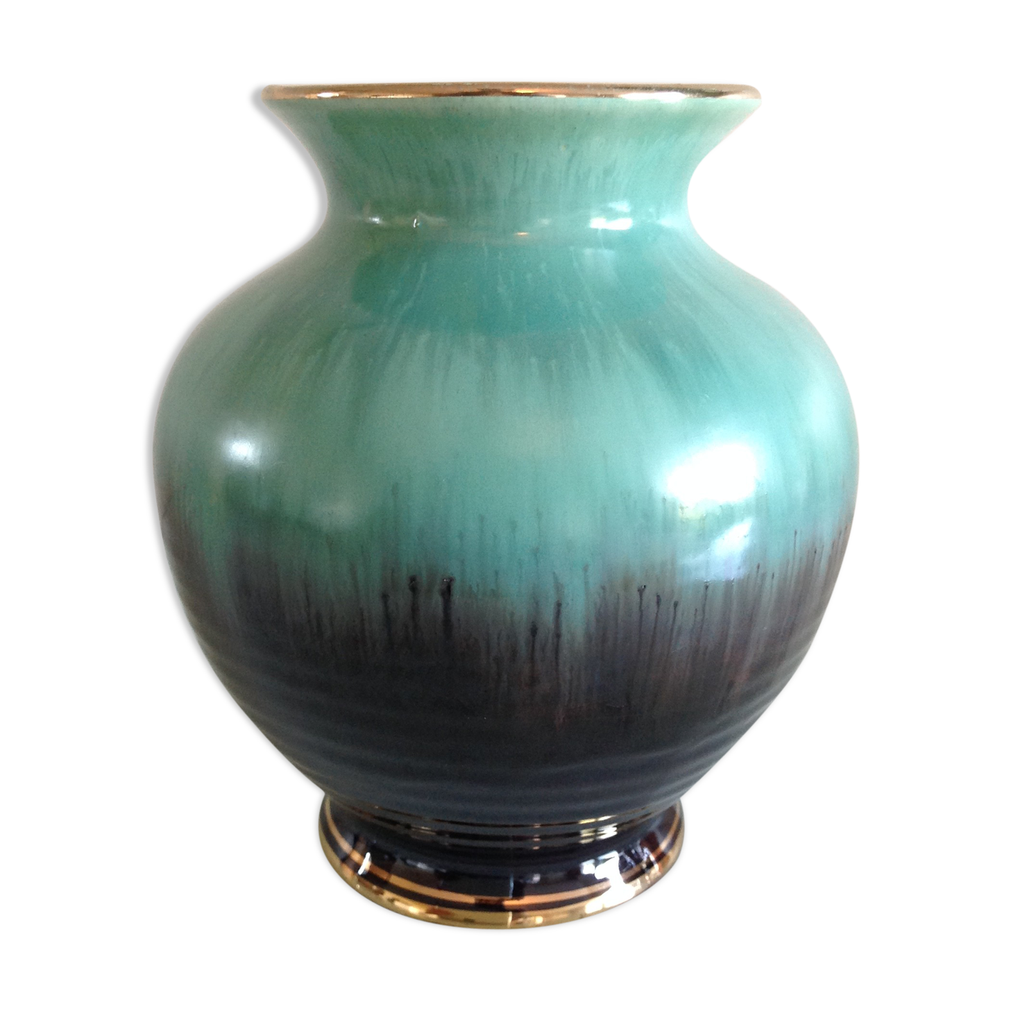 Green and black cermal ball vase 60