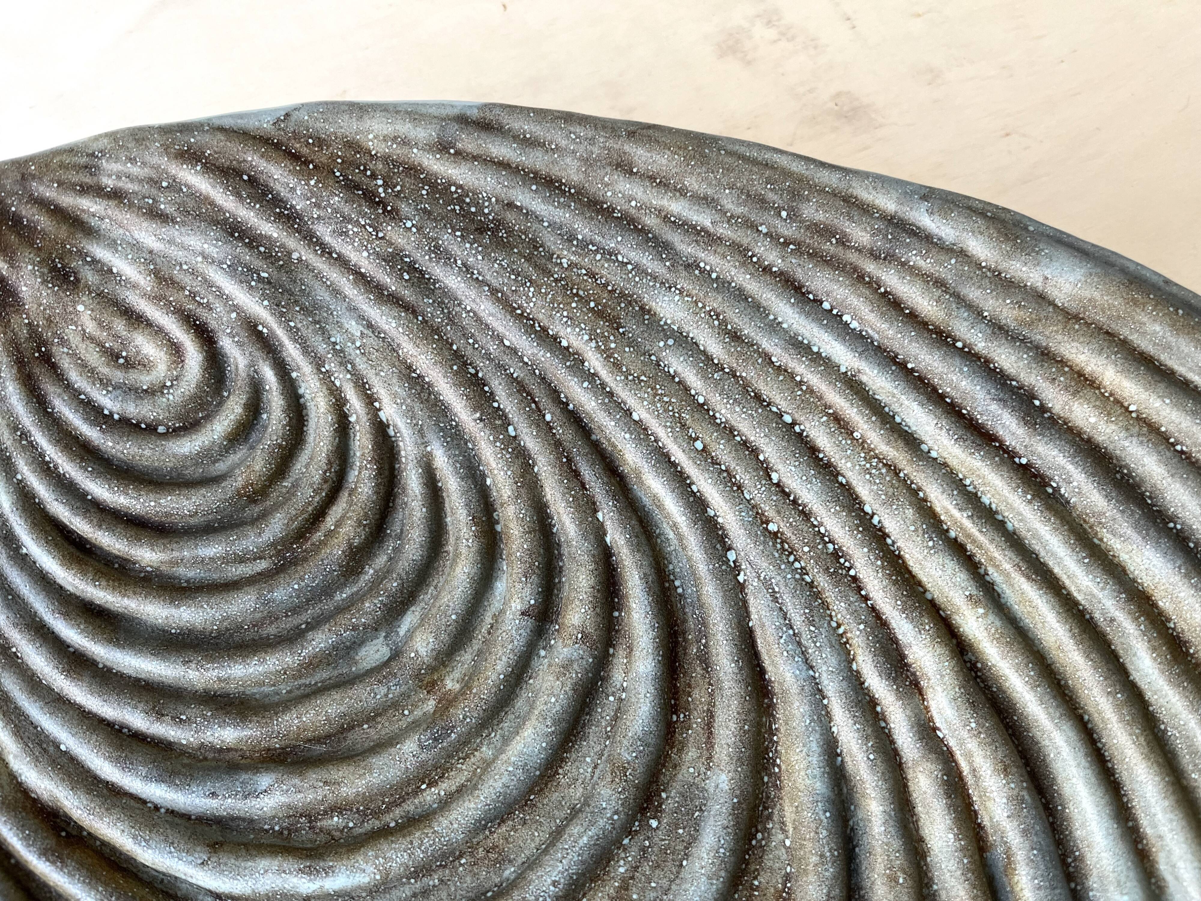 Large ceramic shell dish by Dominique Guillot for Vallauris 1960, giant oyster dish