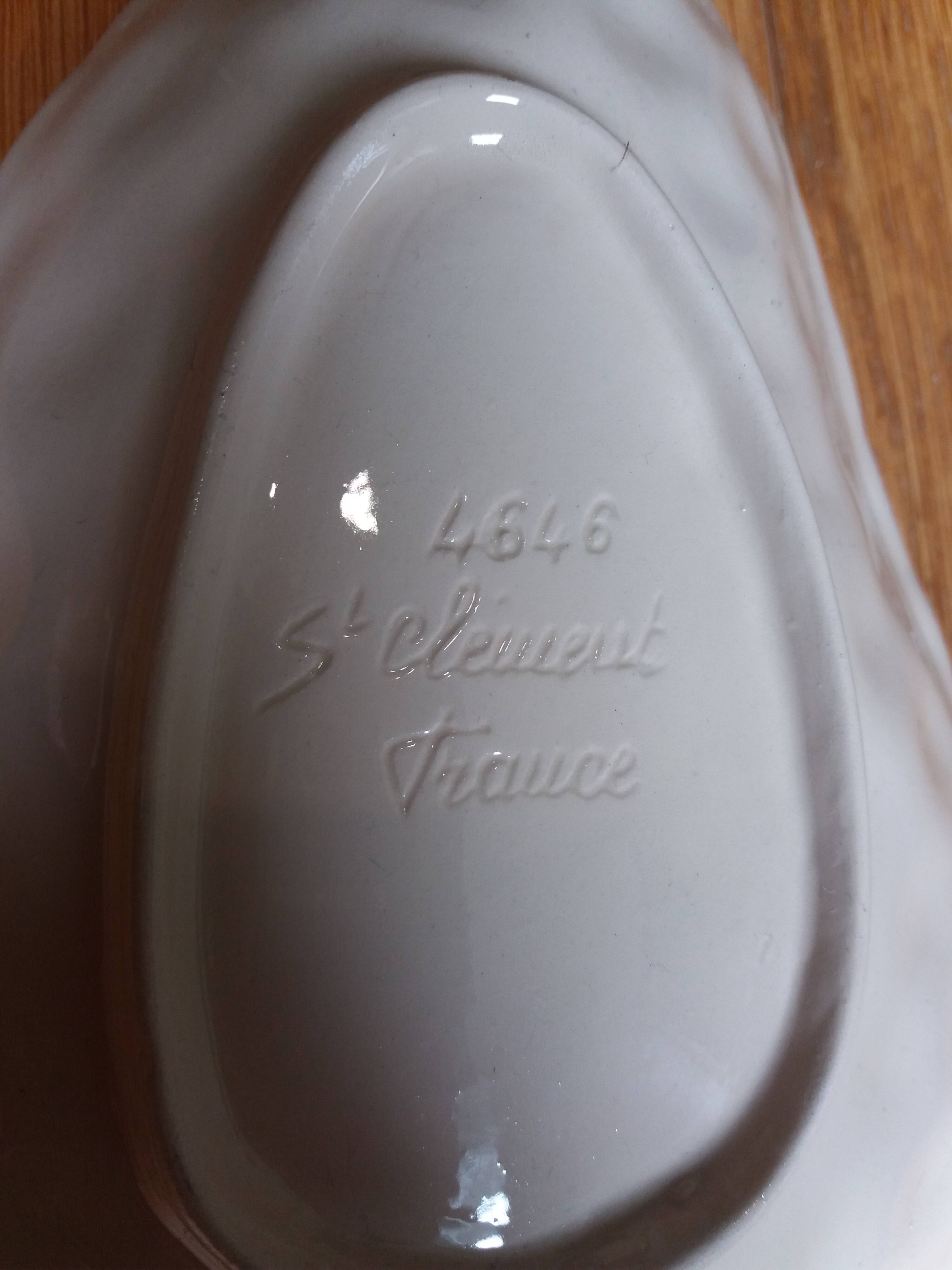 Saint Clément Lunéville grape storage cup