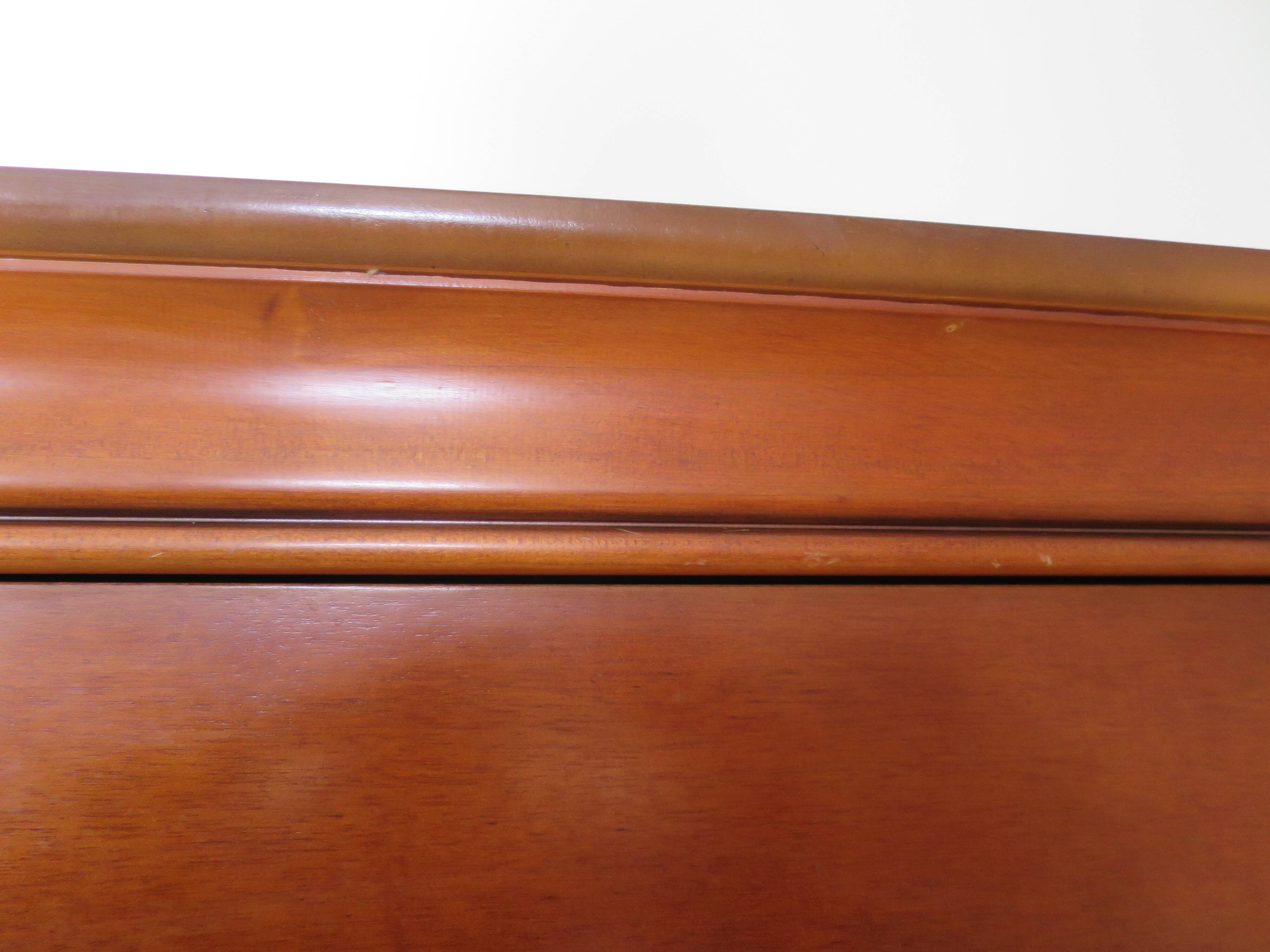 Louis Philippe style chest of drawers in cherry wood