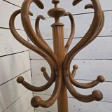 Parrot coat rack in curved wood