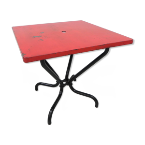Table de bistrot