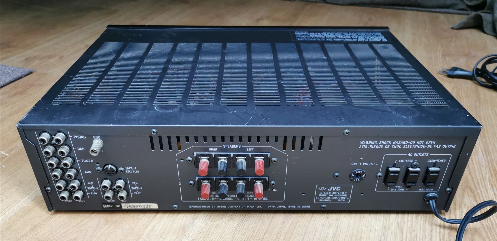 Vintage JVC A-X400 amplifier