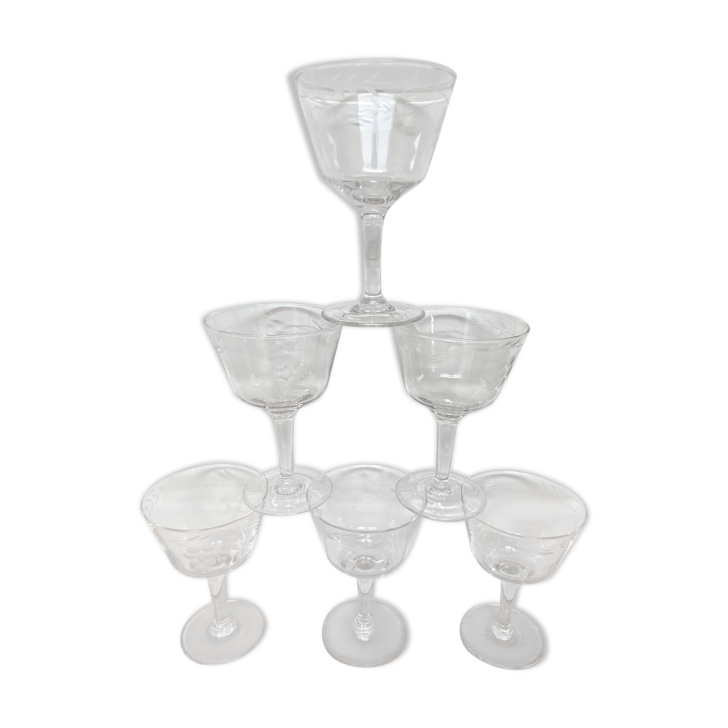 Set of 6 wine glasses in cut glass