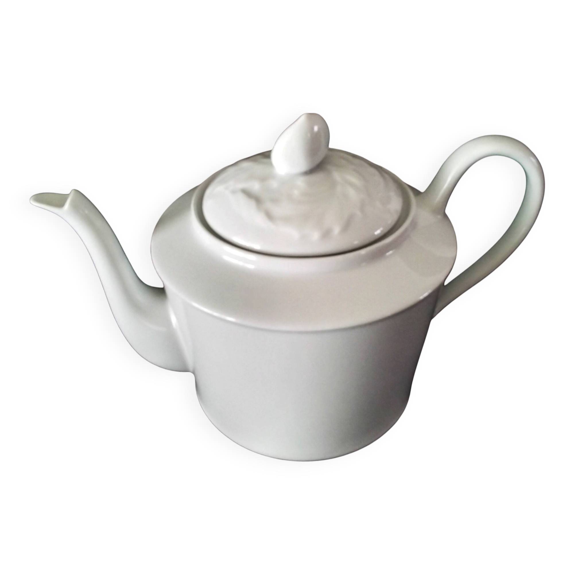 White porcelain teapot from Limoges 1 L