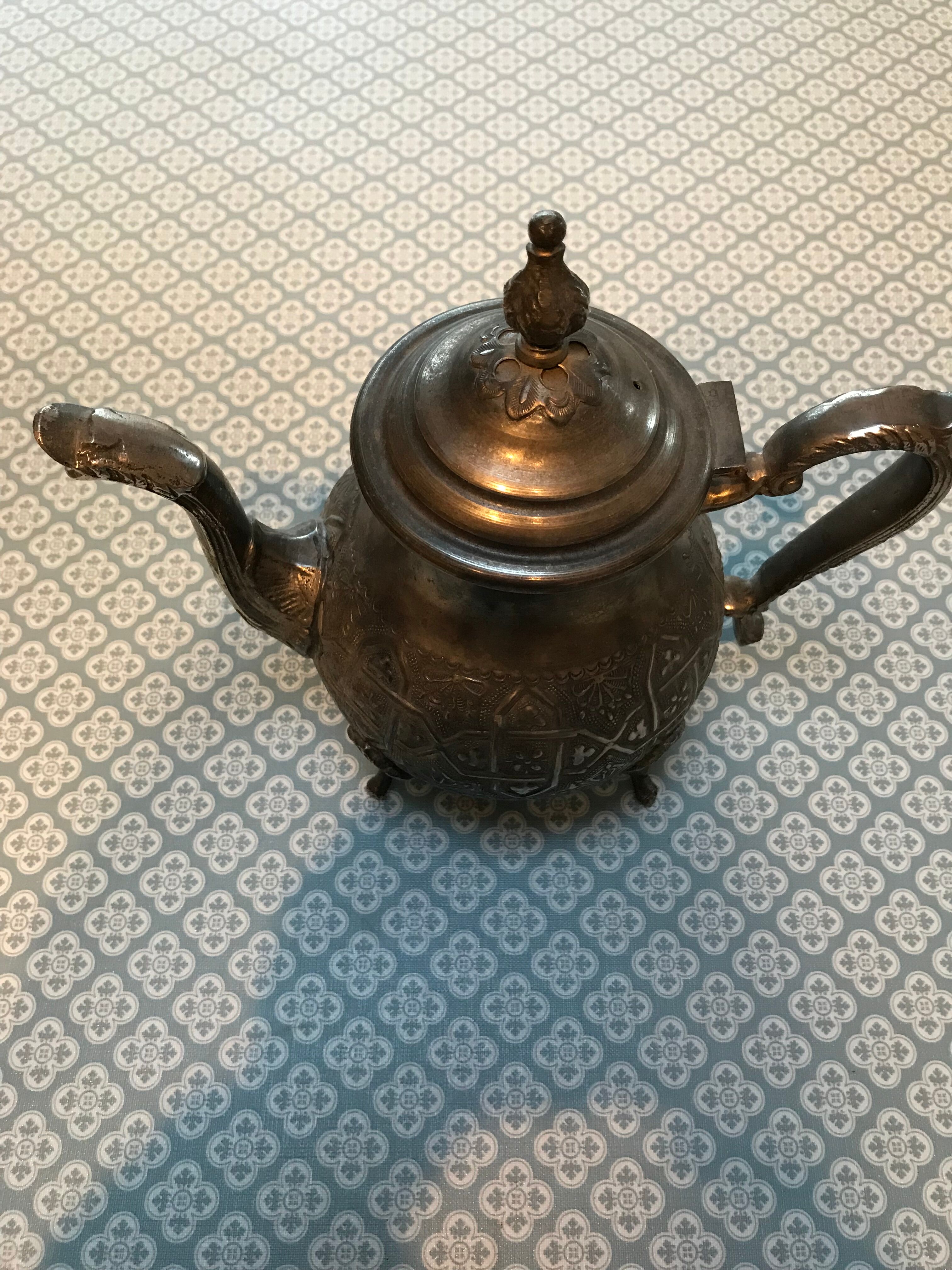 Tin teapot
