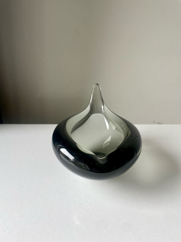 Bol Holmegaard asymétrique sculptural par Per Lutken Danemark signé 1957