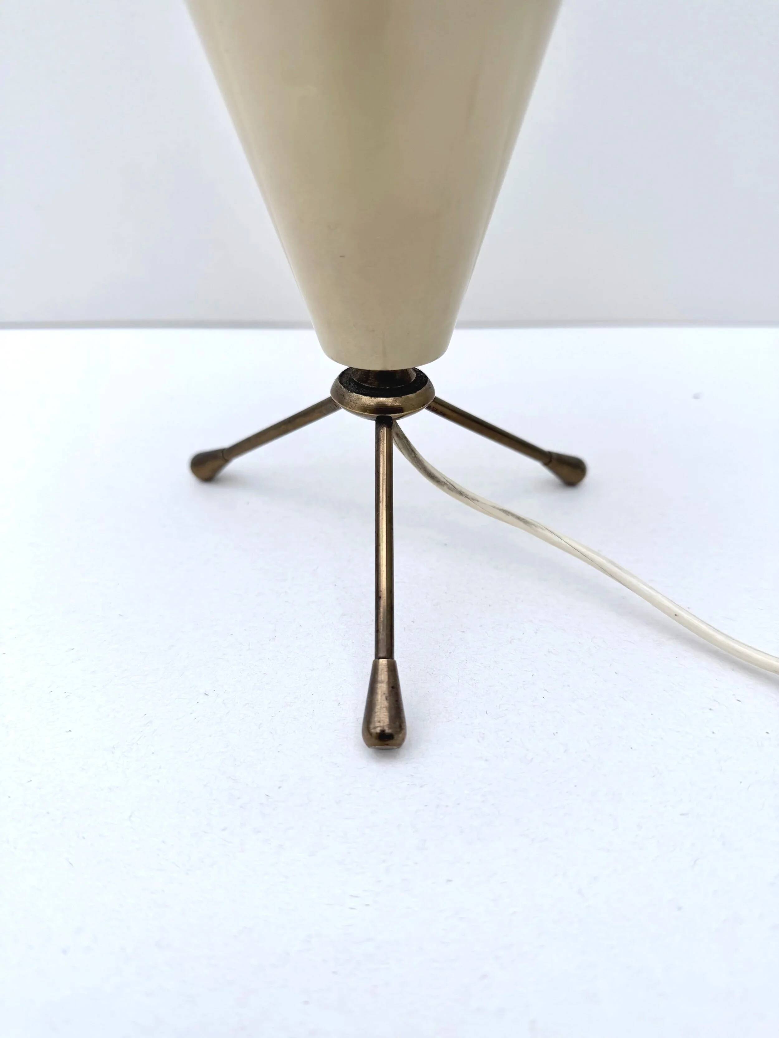 Conical tripod lamp in metal, Italy 1950