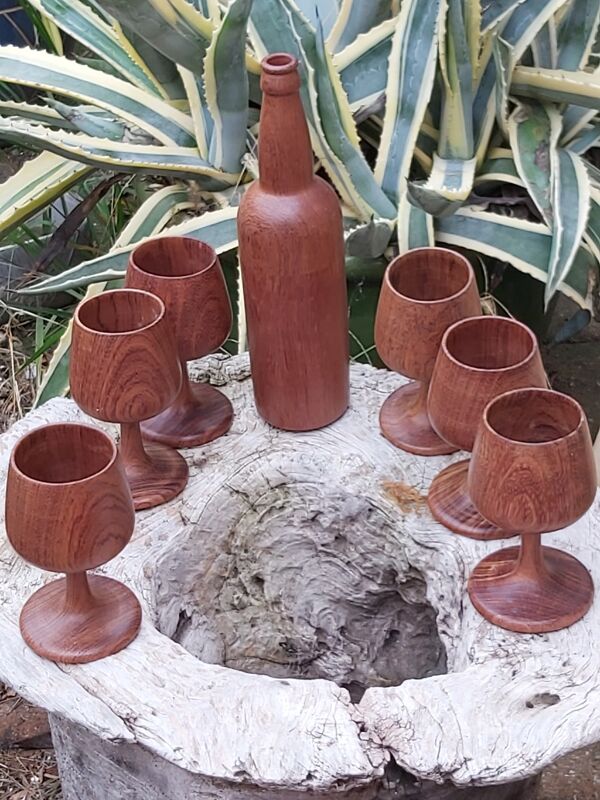 Service bouteille et verre teck scandinave