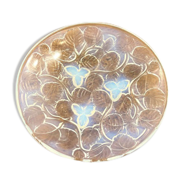 Opalescent glass cup "Les noisettes" Art Deco, André Delatte