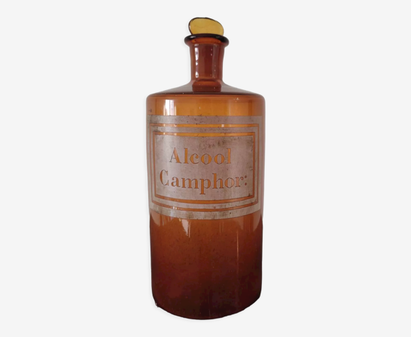 Ancien flacon apothicaire «alcool camphor» en verre ambré, années 30