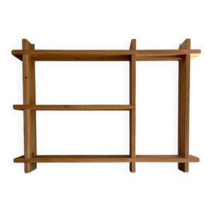 Étagère en pin