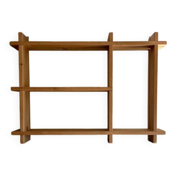 Étagère en pin