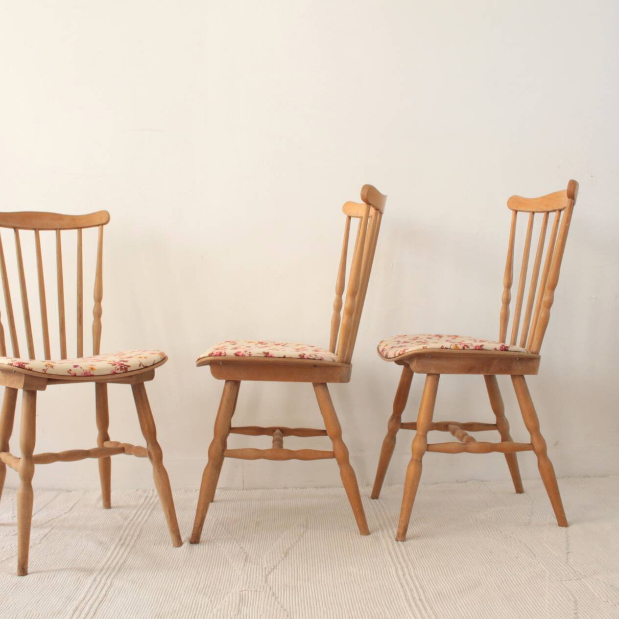 Set of 3 Tacoma bistro chairs, Baumann