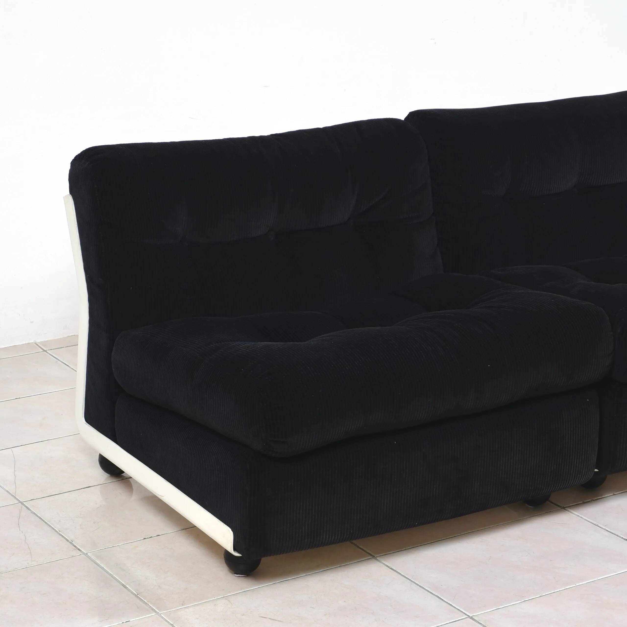 "Amanta" sofa modules by Mario Bellini for B&B Italia