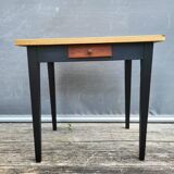 Small two-tone honey and black desk side table