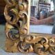 Miroir en bois dore a coquille