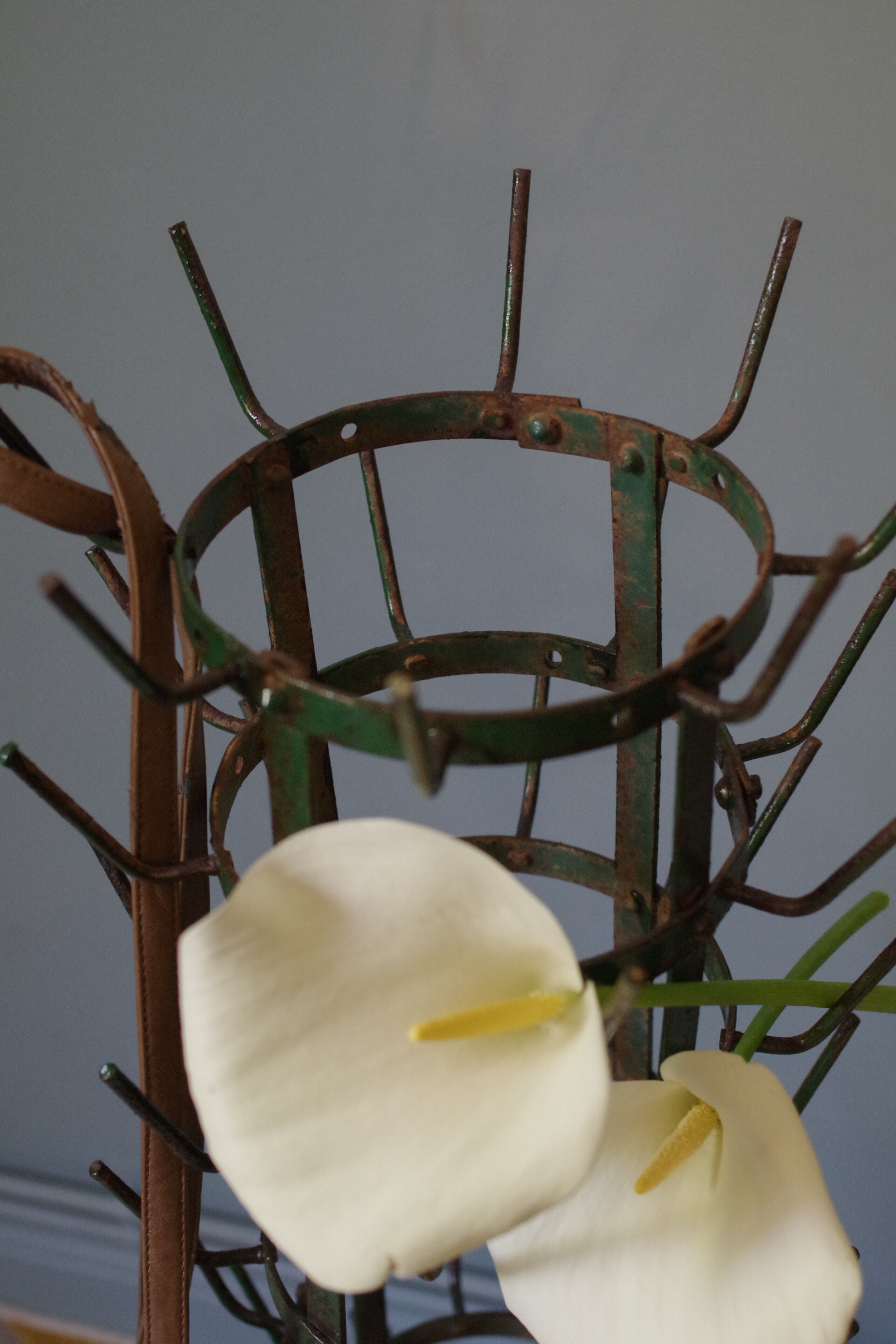 Vintage green bottle holder