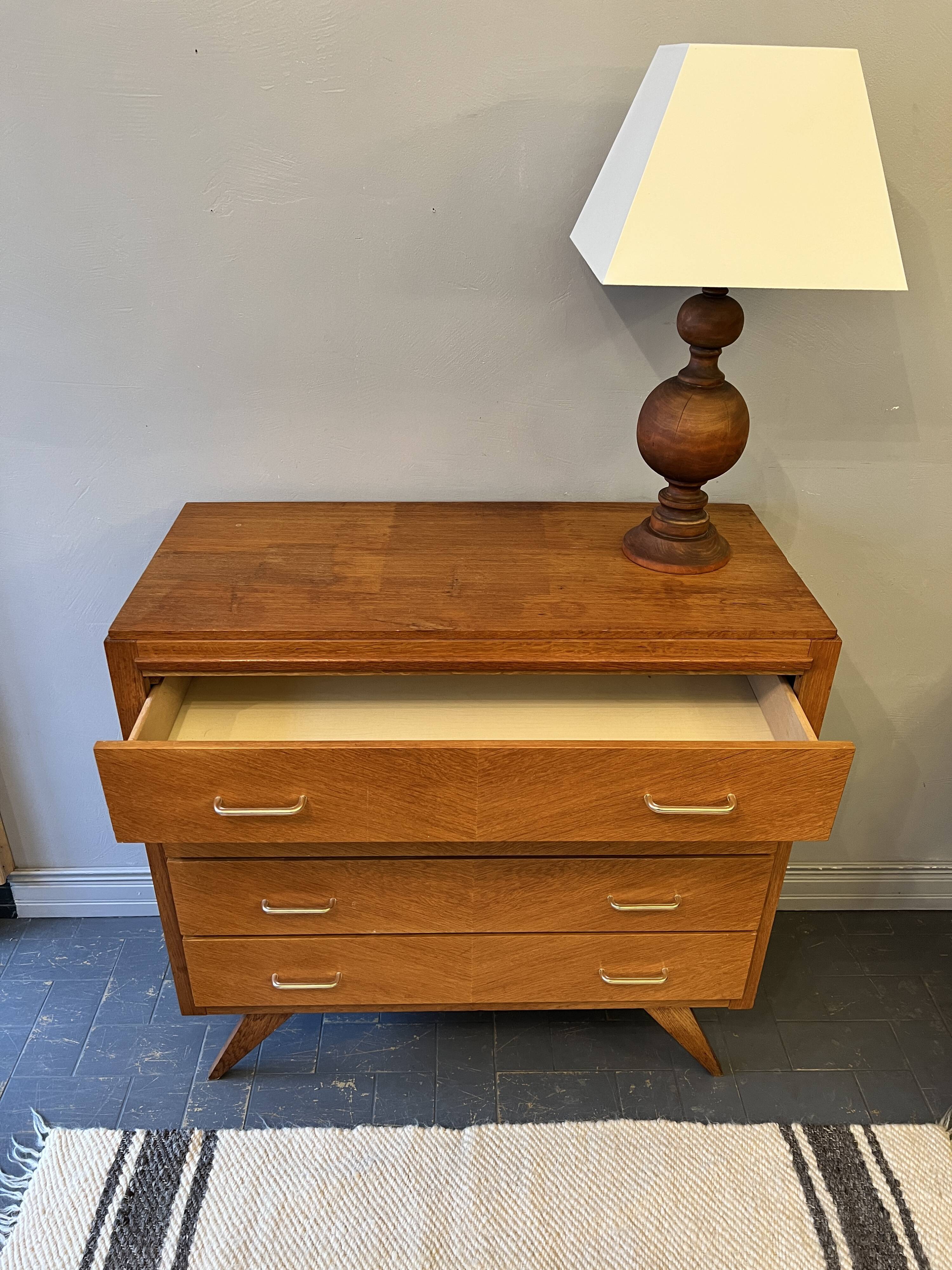 Vintage dresser compass feet