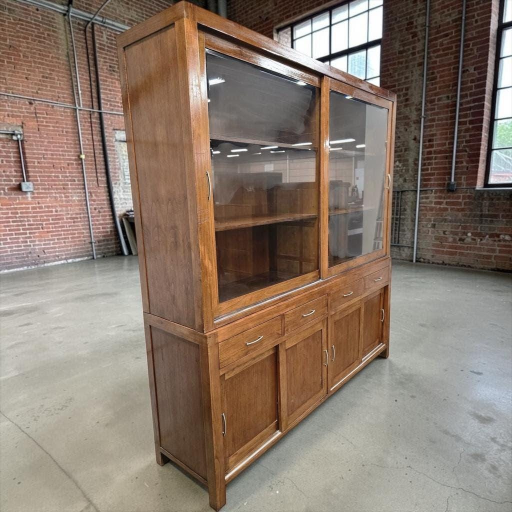 XL vintage wooden display cabinet / sideboard / wall cupboard