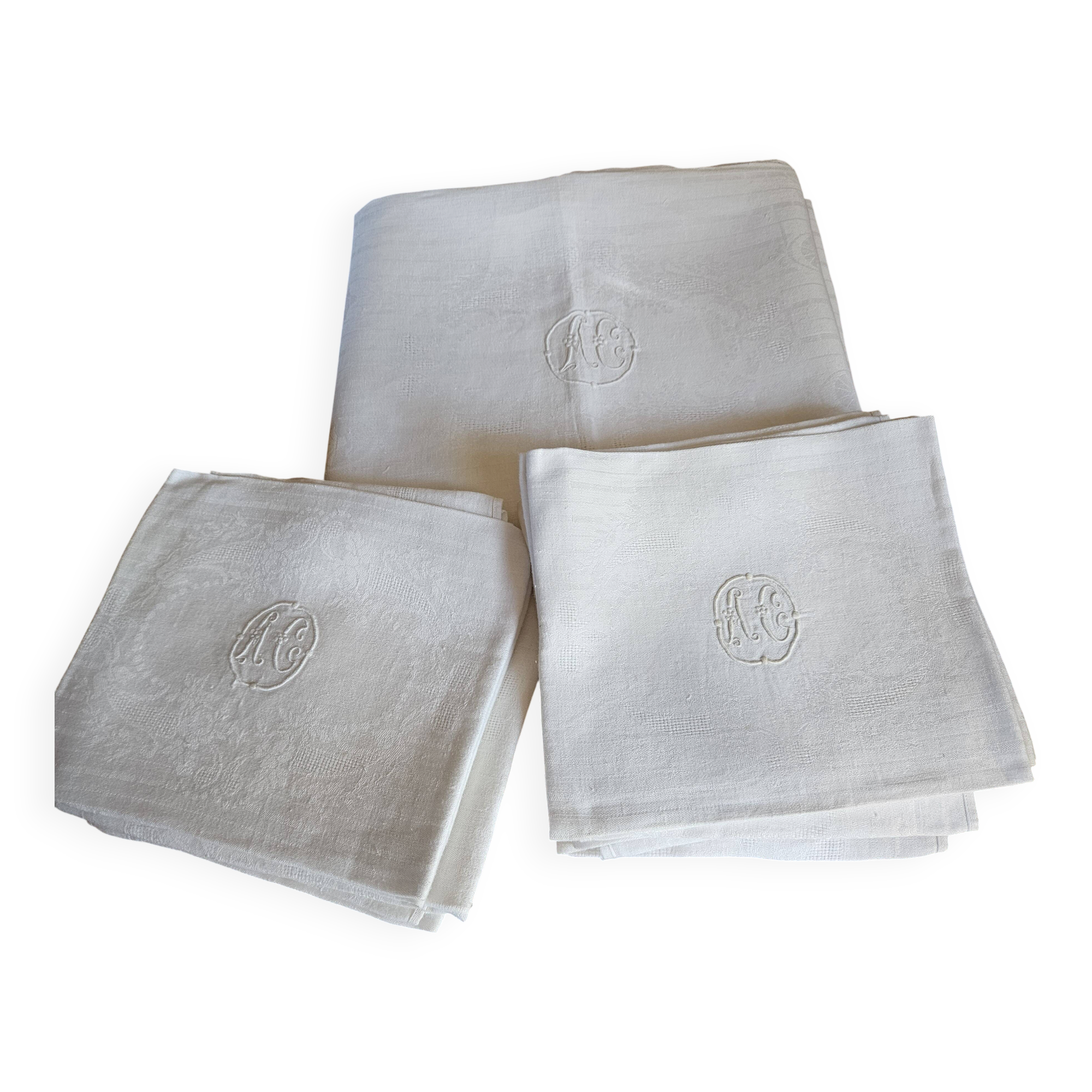 Nappe ancienne damassée + 12 serviettes