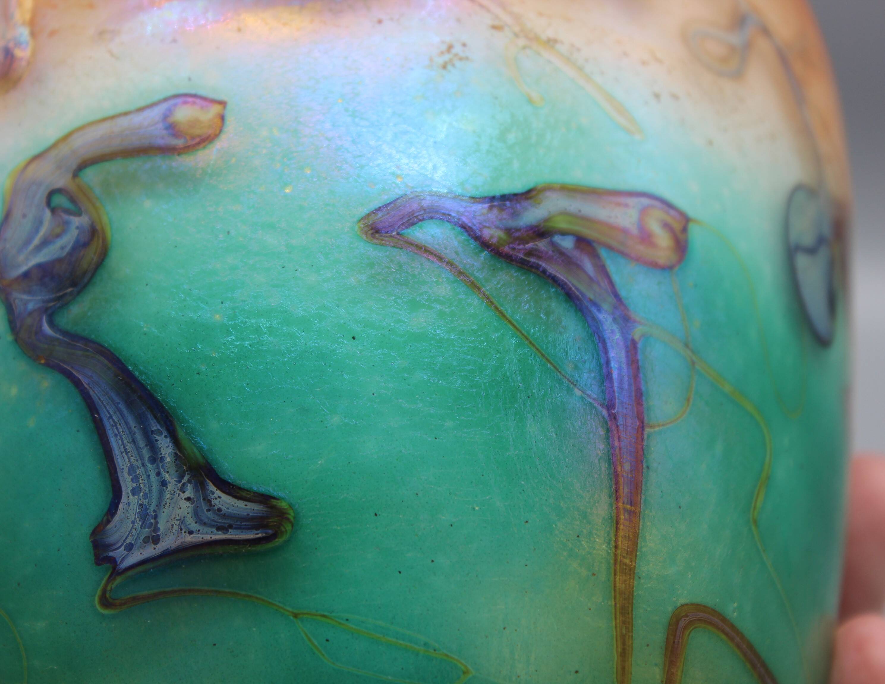 vase en pate verre signe bernard aconito