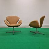 Paire de chaises Arne Jacobsen Swan Fritz Hansen