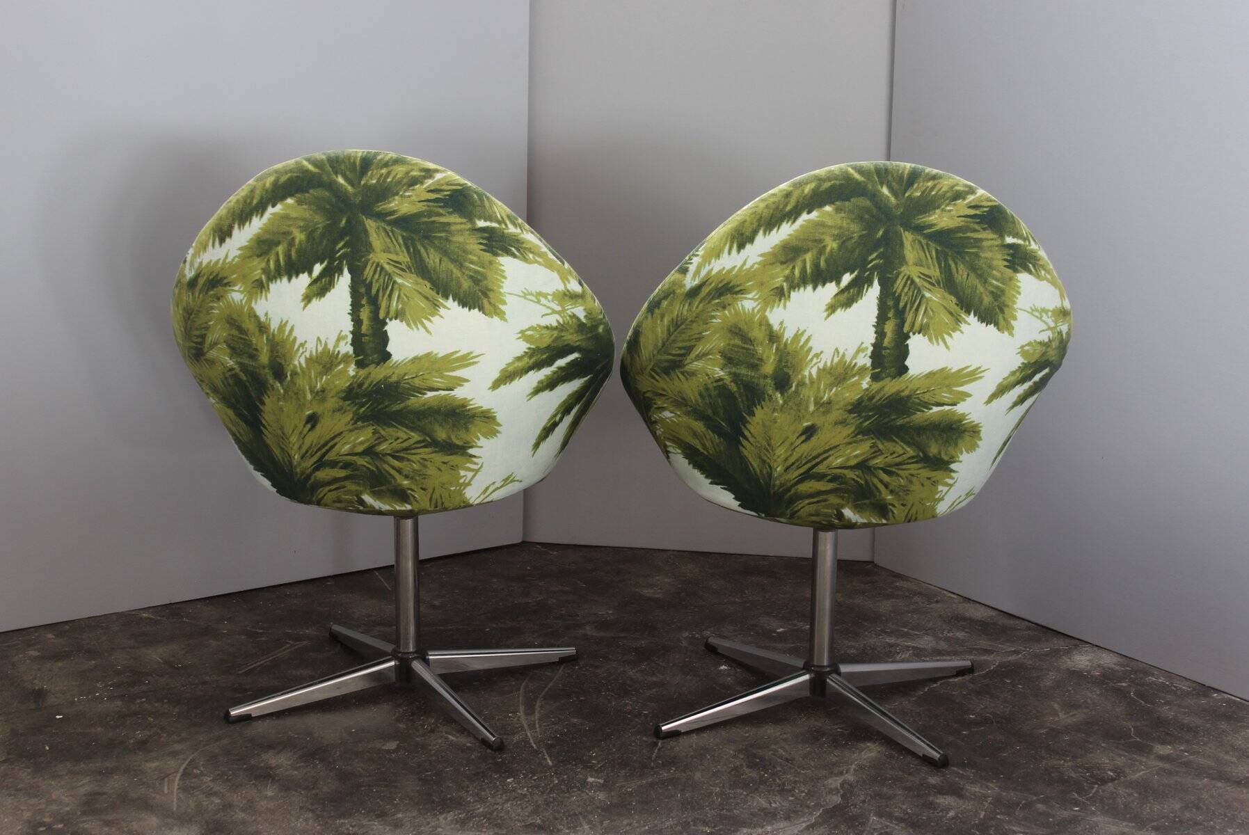 Set of Swivel Armchairs, 1960s