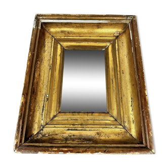 Miroir en bois doré