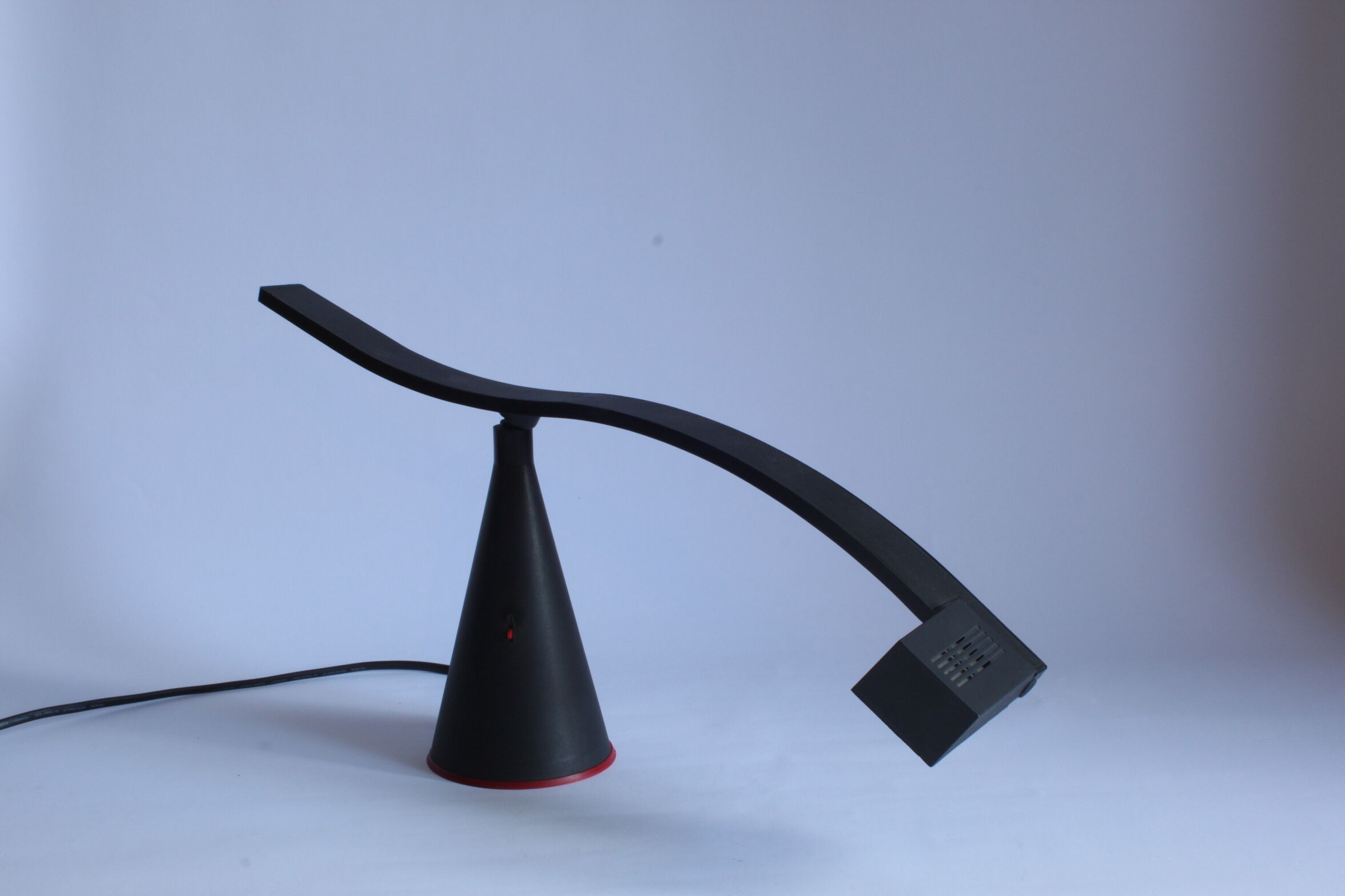 80s wave desk lamp by Fuder.
