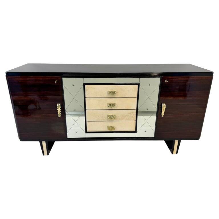 Italian 1940s Art Deco Sideboard in Macassar, Parchment, Attr. Osvaldo Bors