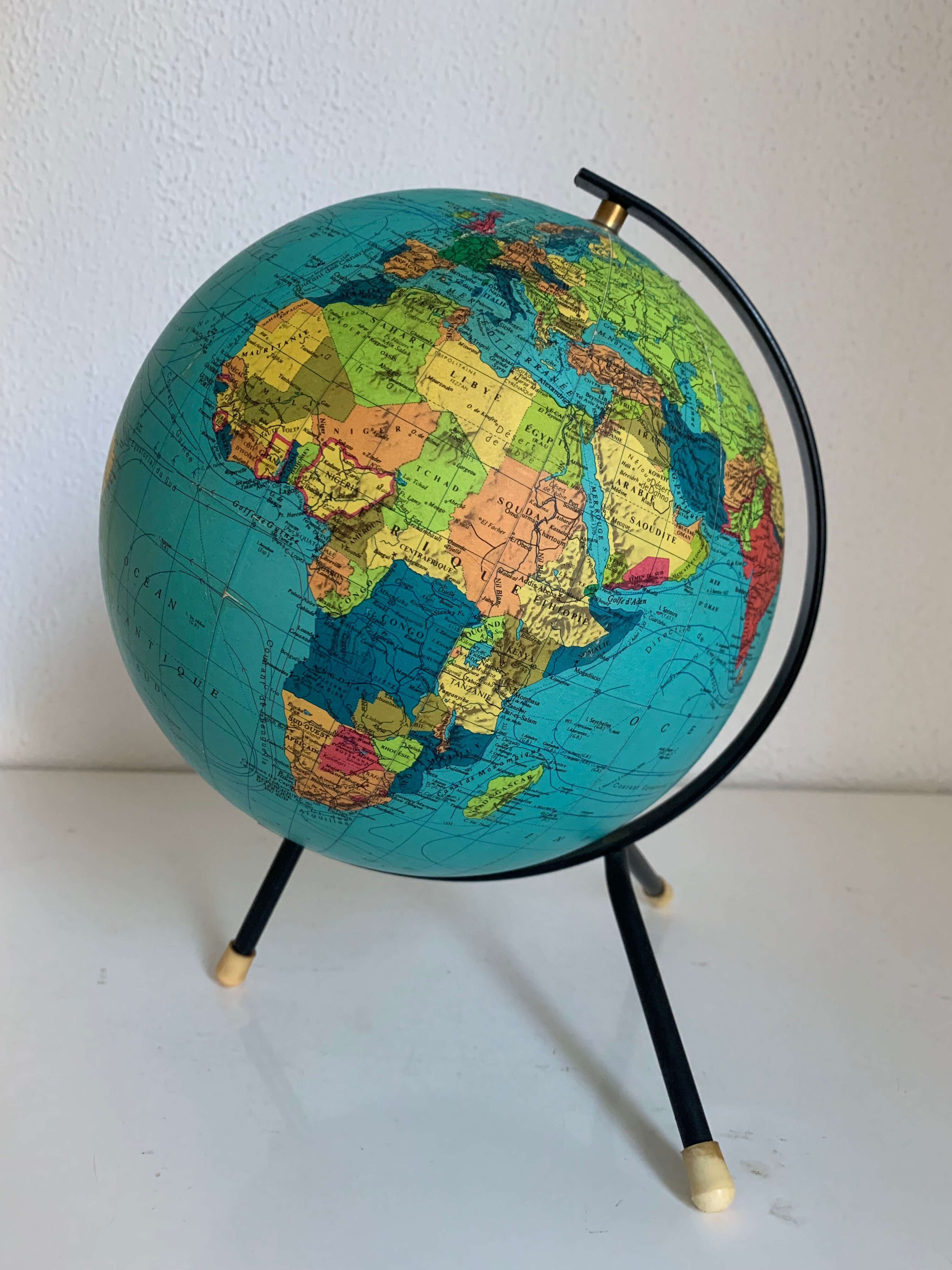 Globe terrestre vintage 1969 Taride tripode mappemonde - 27 cm