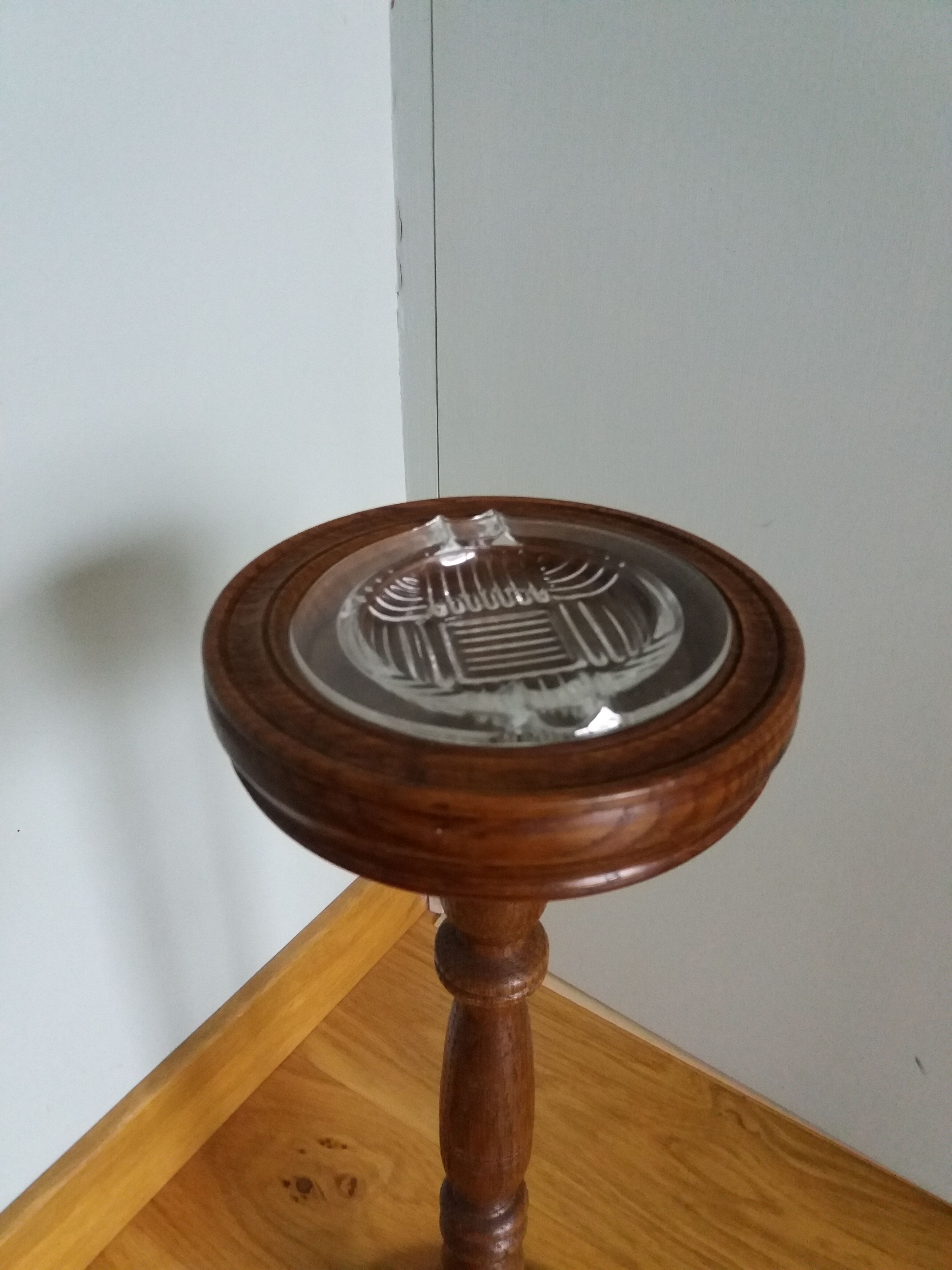 Turned wooden ashtray holder