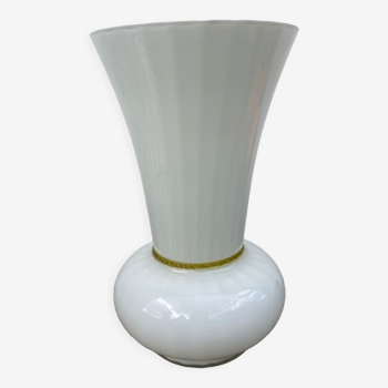 Vase en opaline blanc vintage