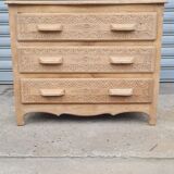 Breton chest of drawers in solid oak