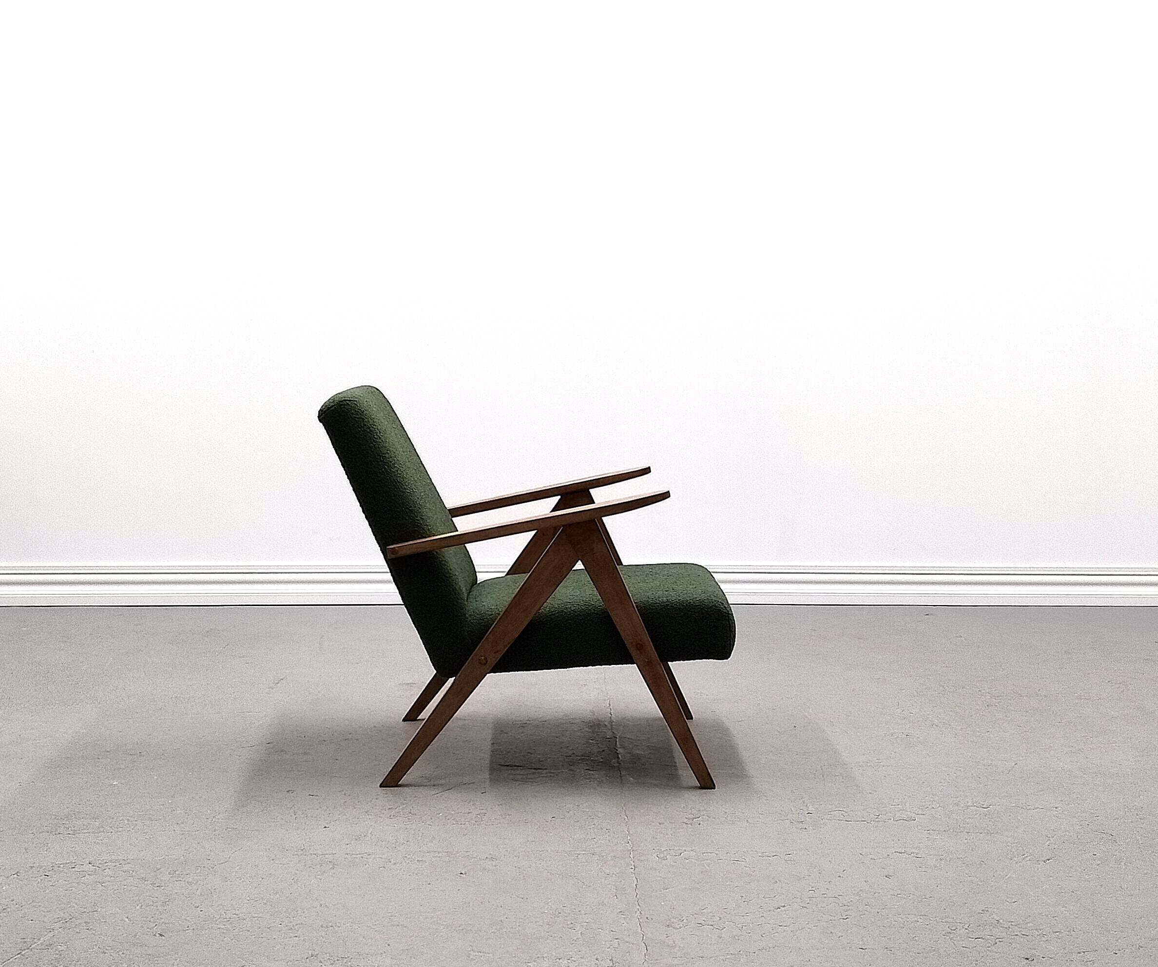 Mid Century Easy Chair Model B - 310 Var in Light Green Buckle