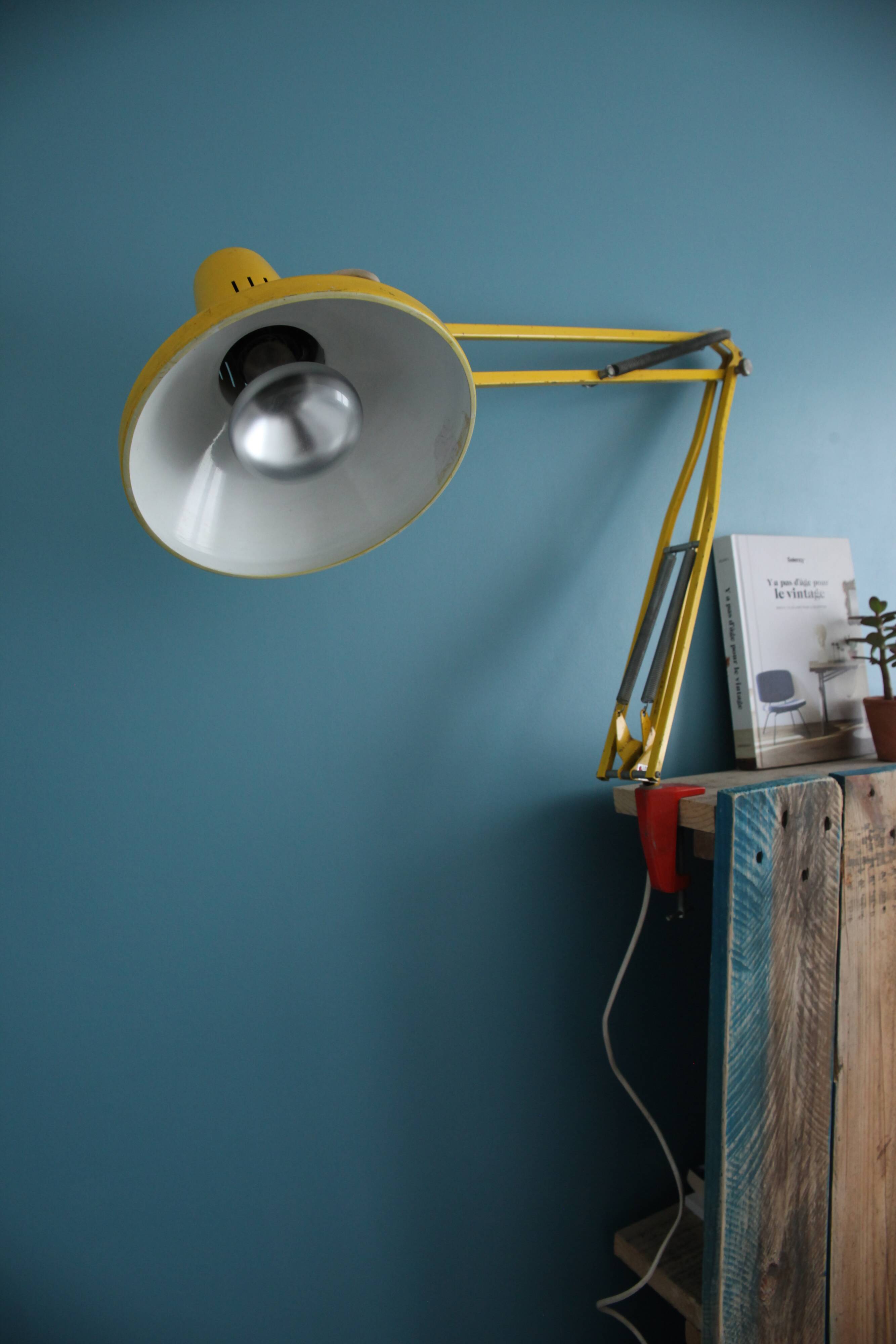 Ledu architect lamp