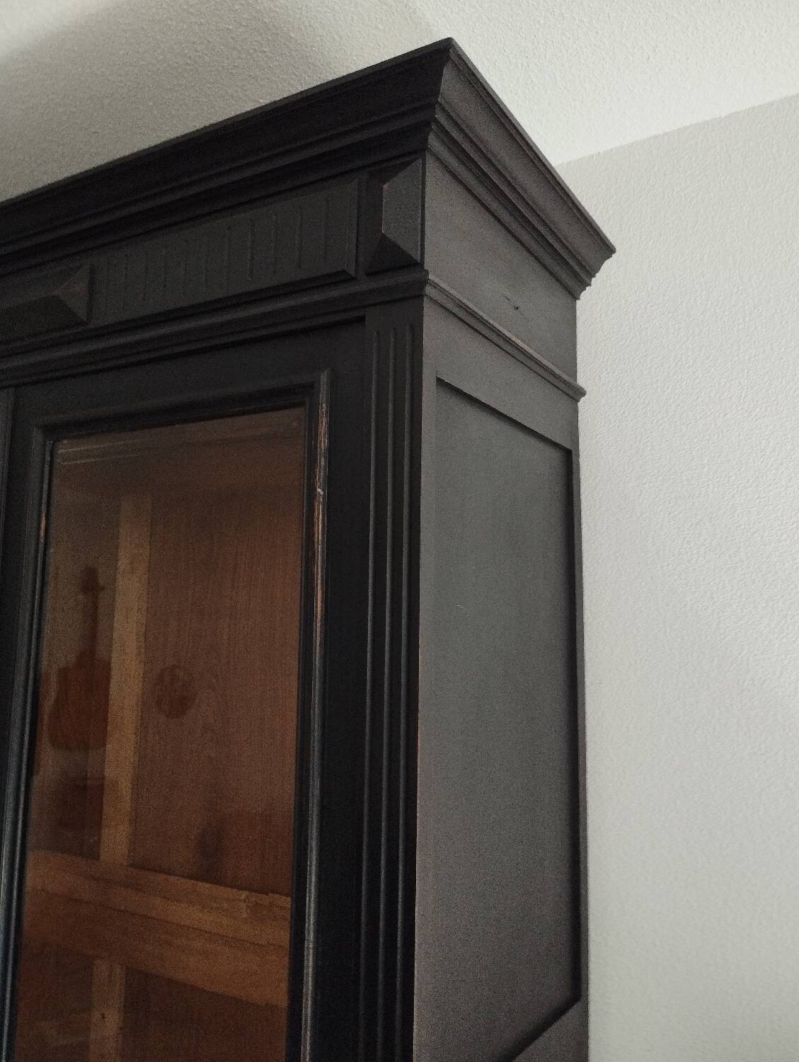 Old 2-door bookcase with black patina