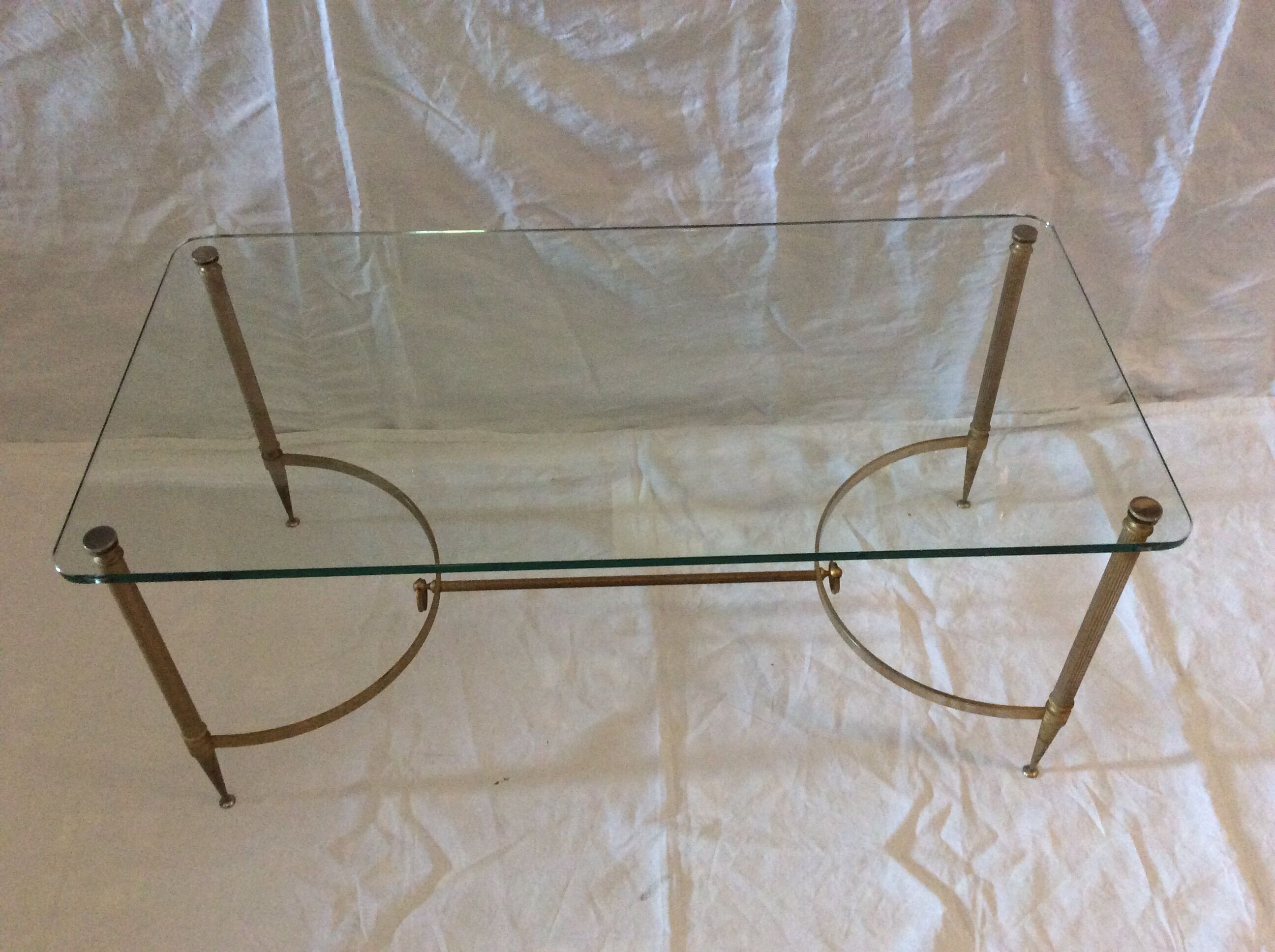 Table 60´ - 70´ low brass and glass