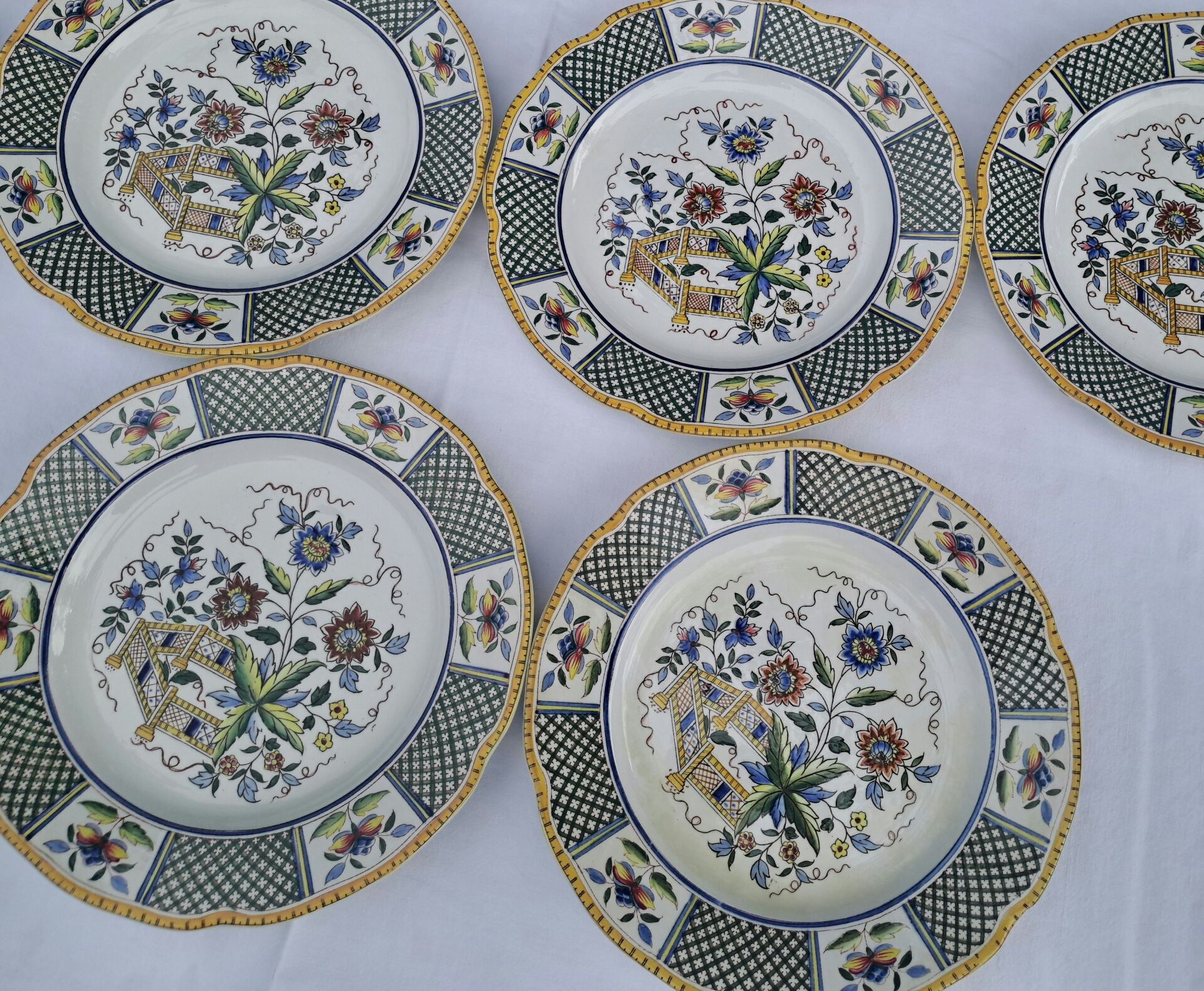 8 dessert plates Sarreguemines model Montmorency