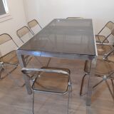 Table and chairs set