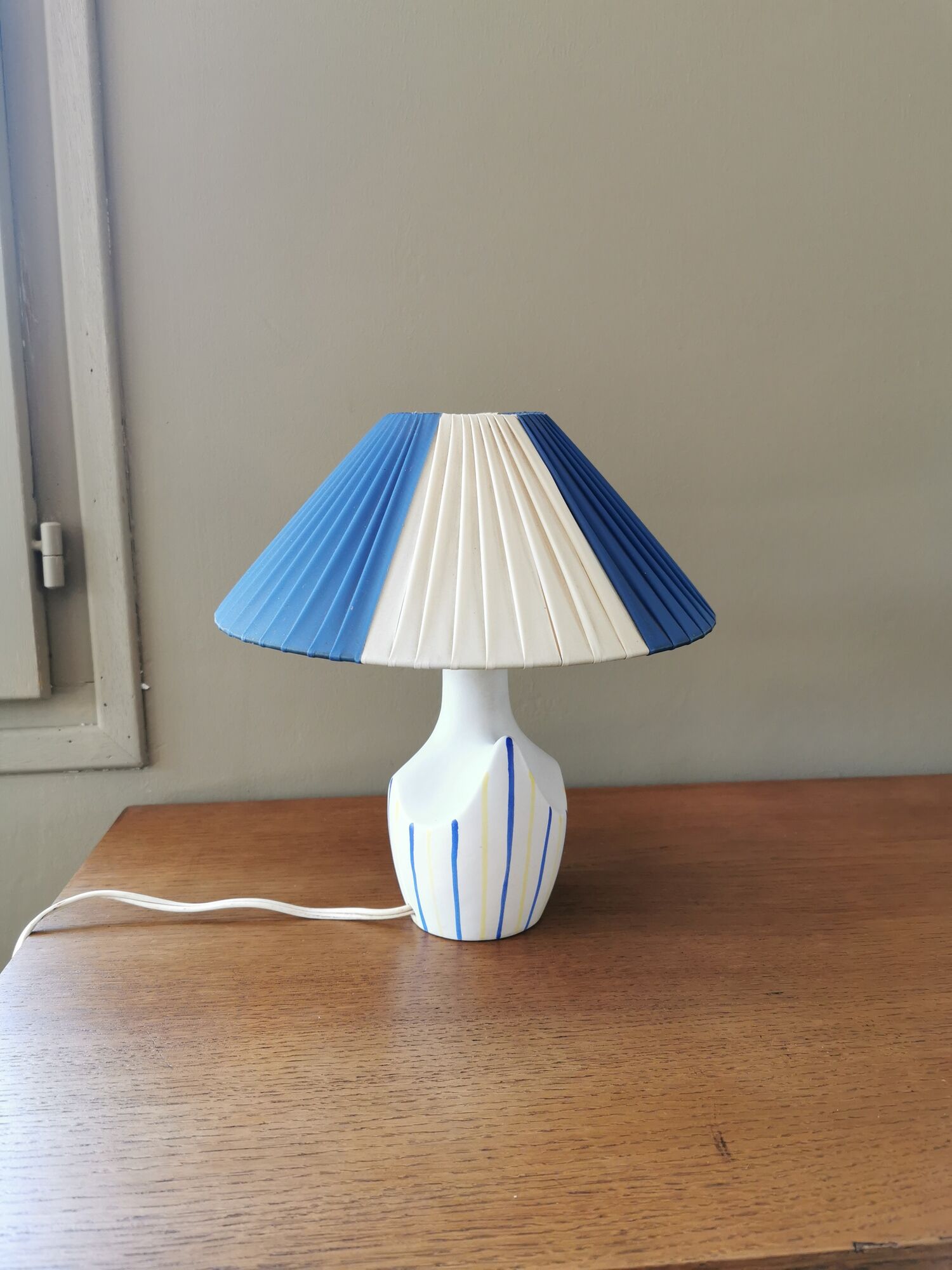 Vintage ceramic lamp 50s blue and yellow décor