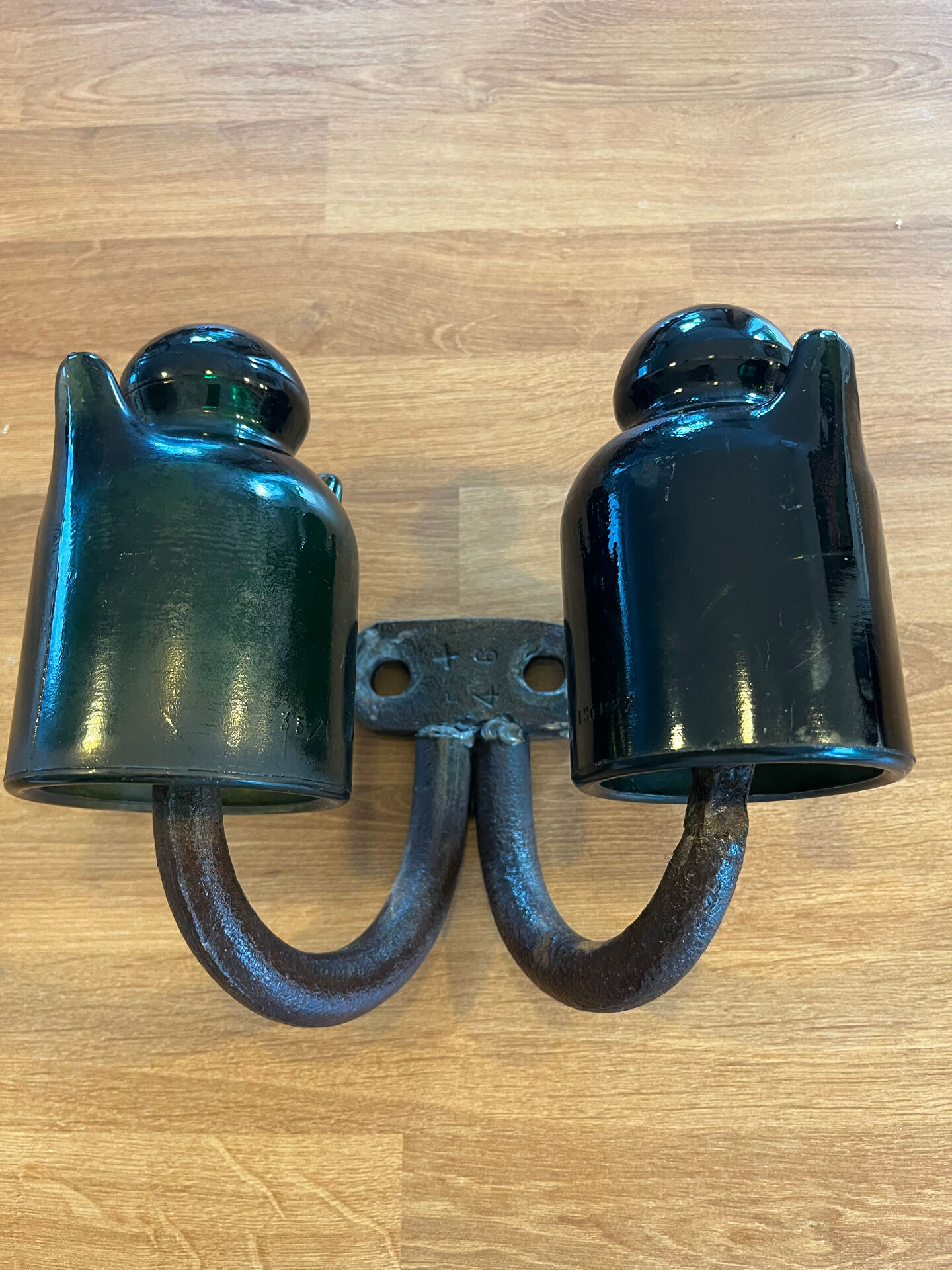 Coat rack flea market with EDF insulation
