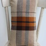 Checkered cushion