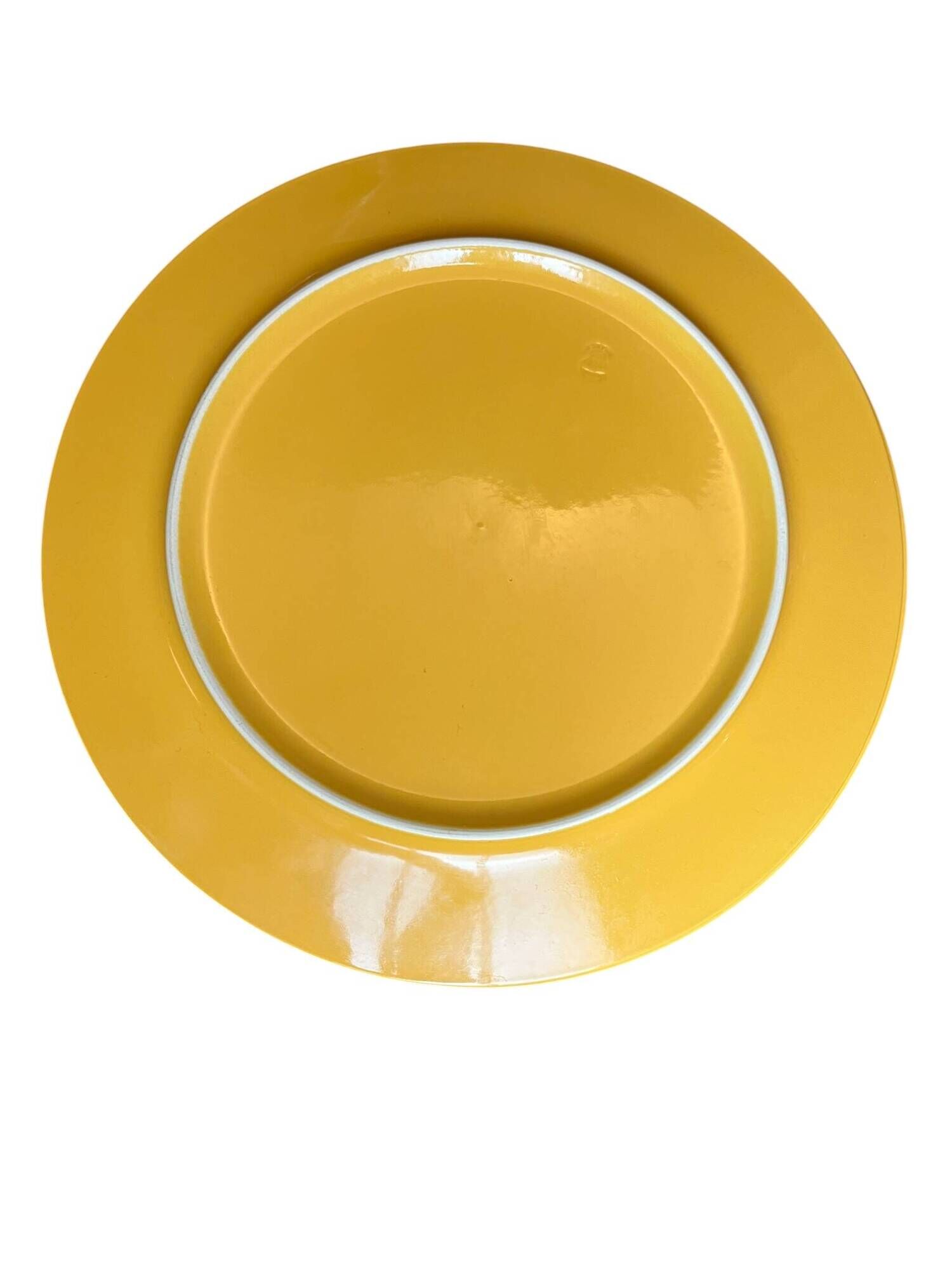15-piece Provençal ceramic tableware and salad bowl set from the 20th century.