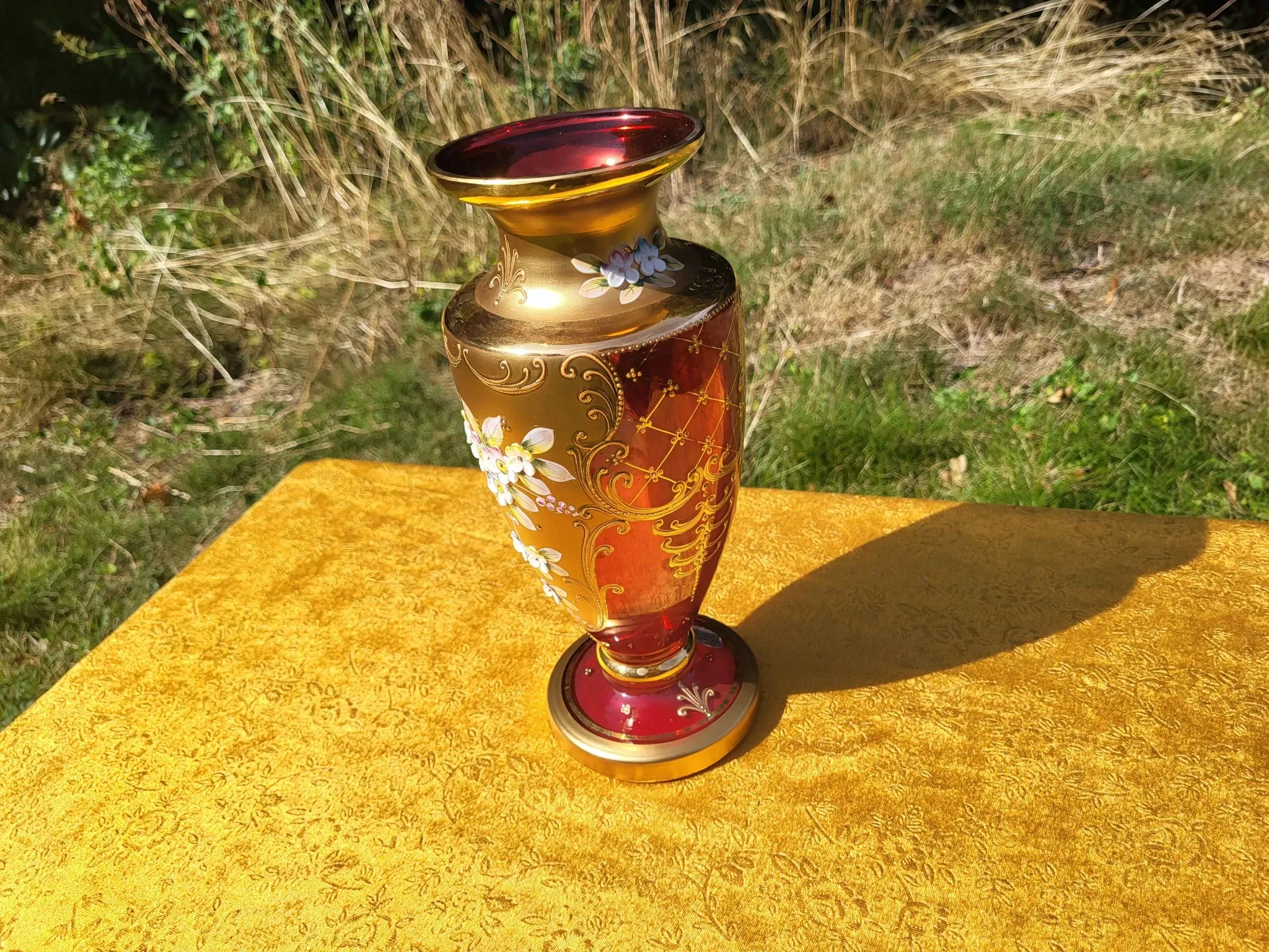 Bohemian Crystal Emerald Red/Rosa Vase with 24K Gold Encrusted Floral Desig