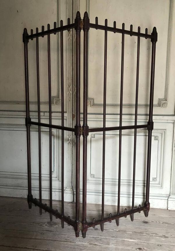 Paravent, clostra, grille en bois tourné