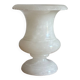 Vase forme Médicis en albâtre