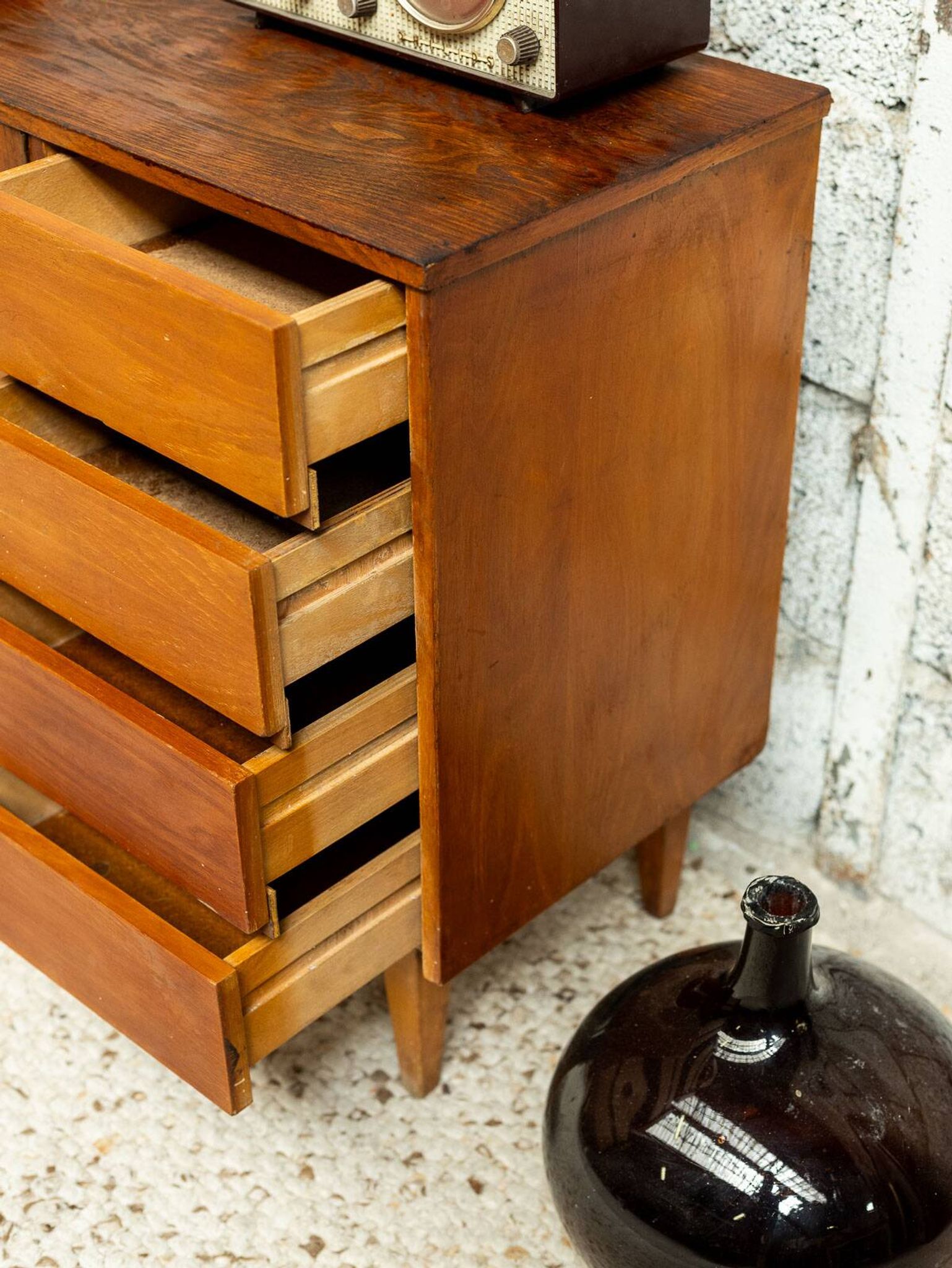 ✨ VINTAGE WOODEN ENFILADE – ELEGANT & FULL OF CHARM ✨